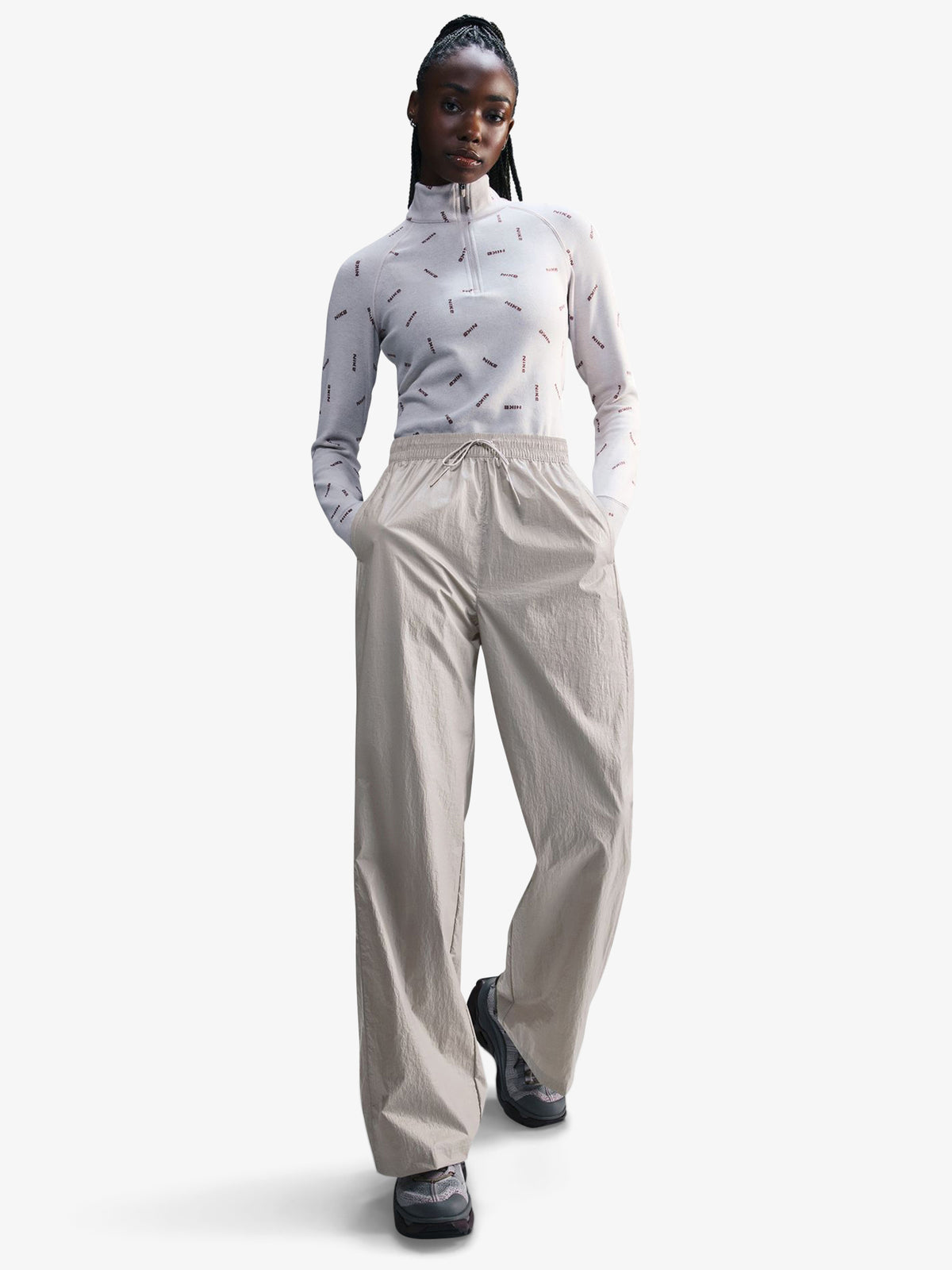 Nike Women's Woven High-Waisted Open-Hem Pants | LT IRON ORE/FLAT PEWTER