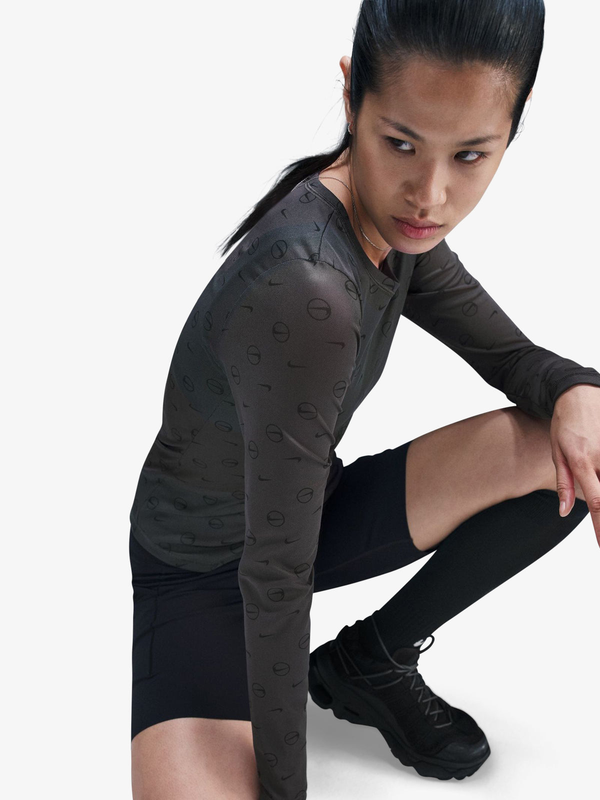 Nike Sportswear Women's Long-Sleeve Sheer Top | ANTHRACITE