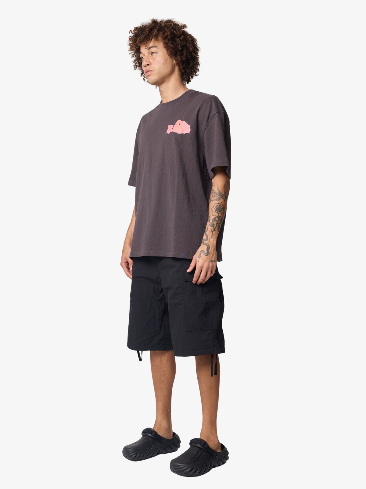 Deus Snoozin Tee | Anthracite