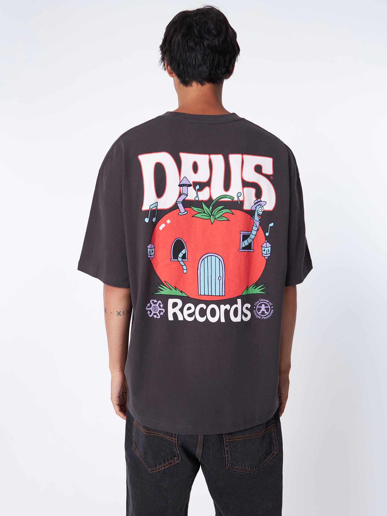 Soundworm Tee