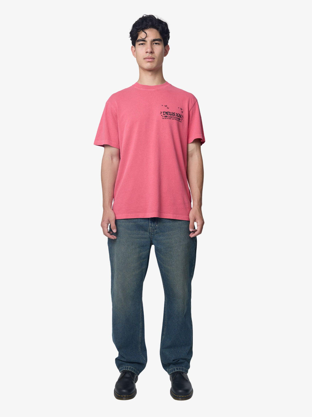 Deus Highroll Tee | Melon Red
