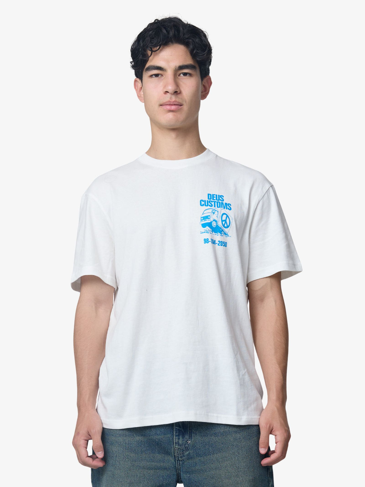 Deus Highway Language Tee | Vintage White