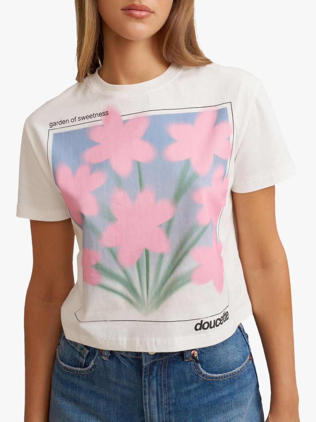 Doucette Bouquet Of Blooms Baby Tee | Ivory