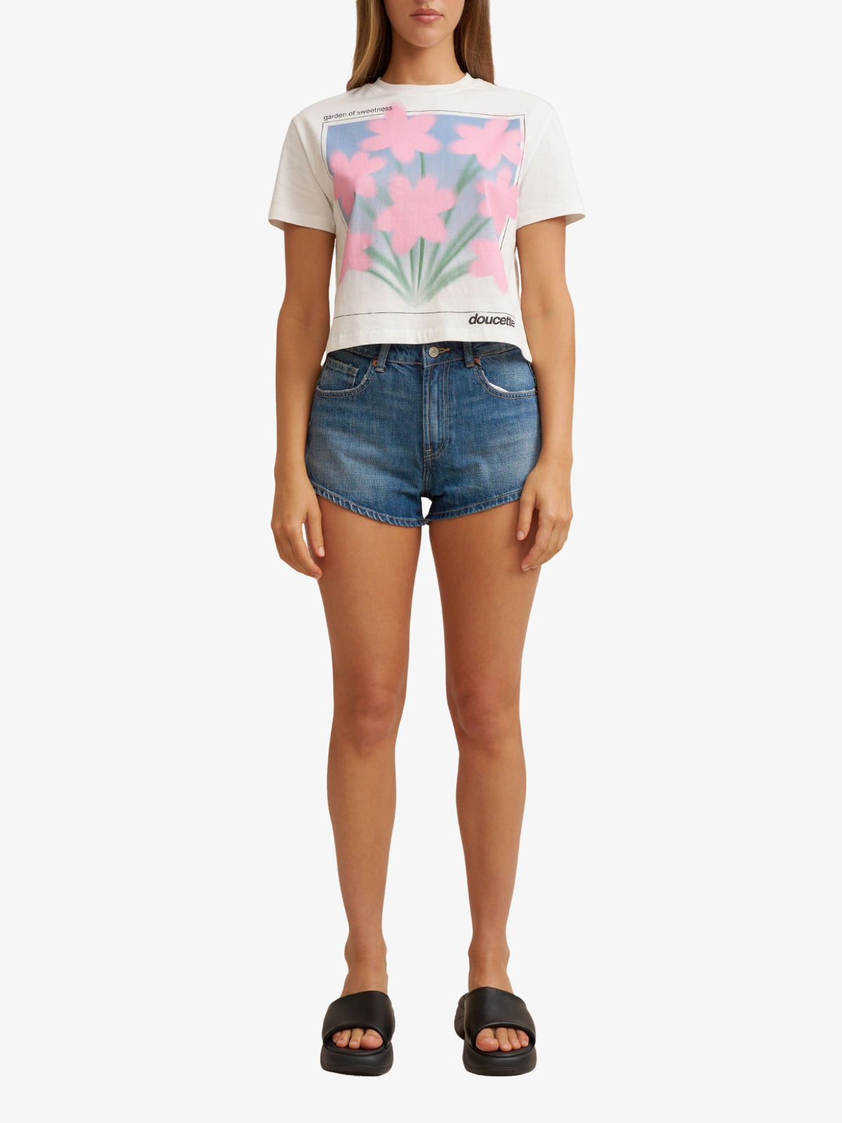 Doucette Bouquet Of Blooms Baby Tee | Ivory