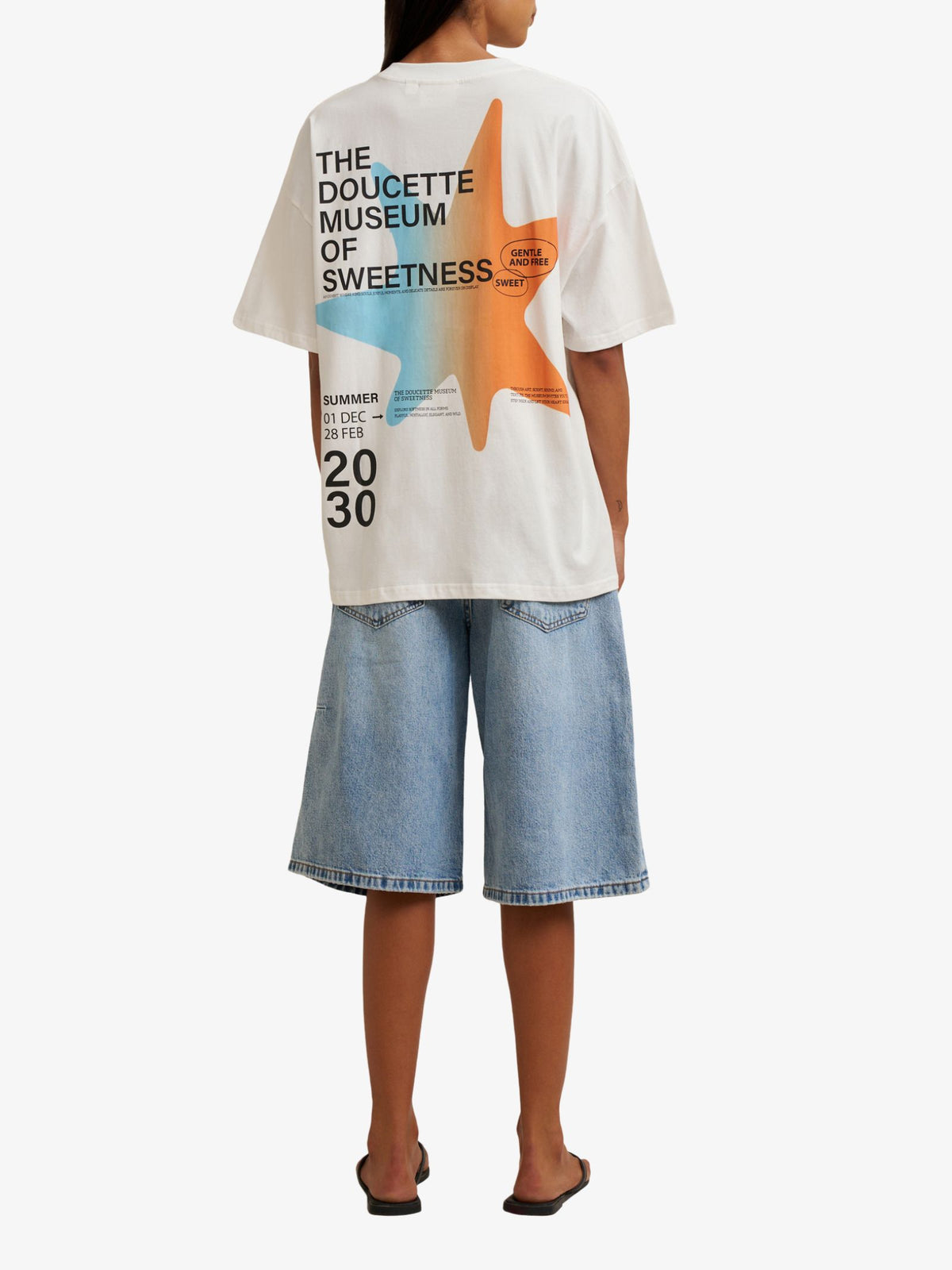 Doucette Unisex Museum Box Tee | Ivory