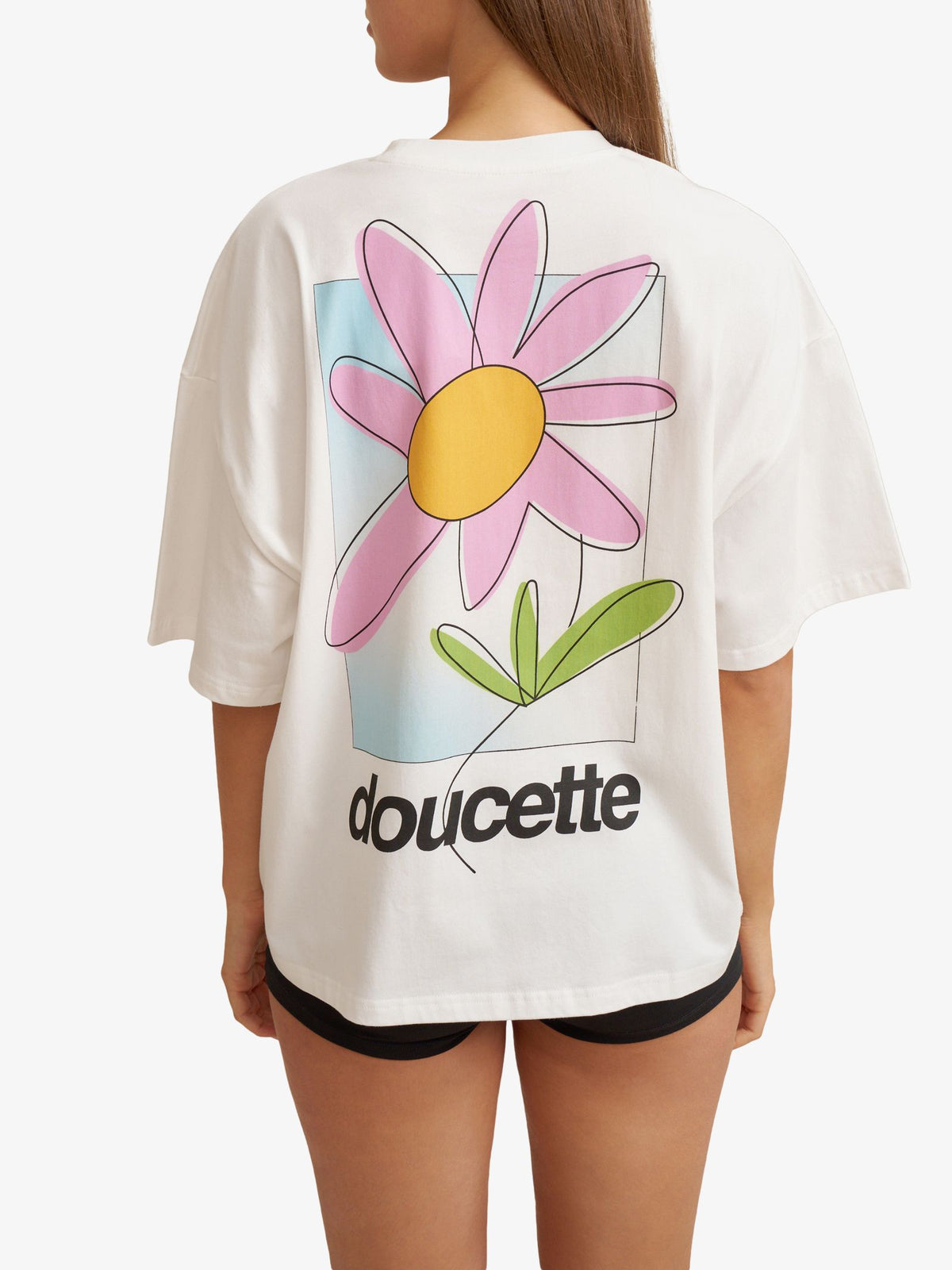 Doucette Unisex Daisy Compact Tee | Ivory