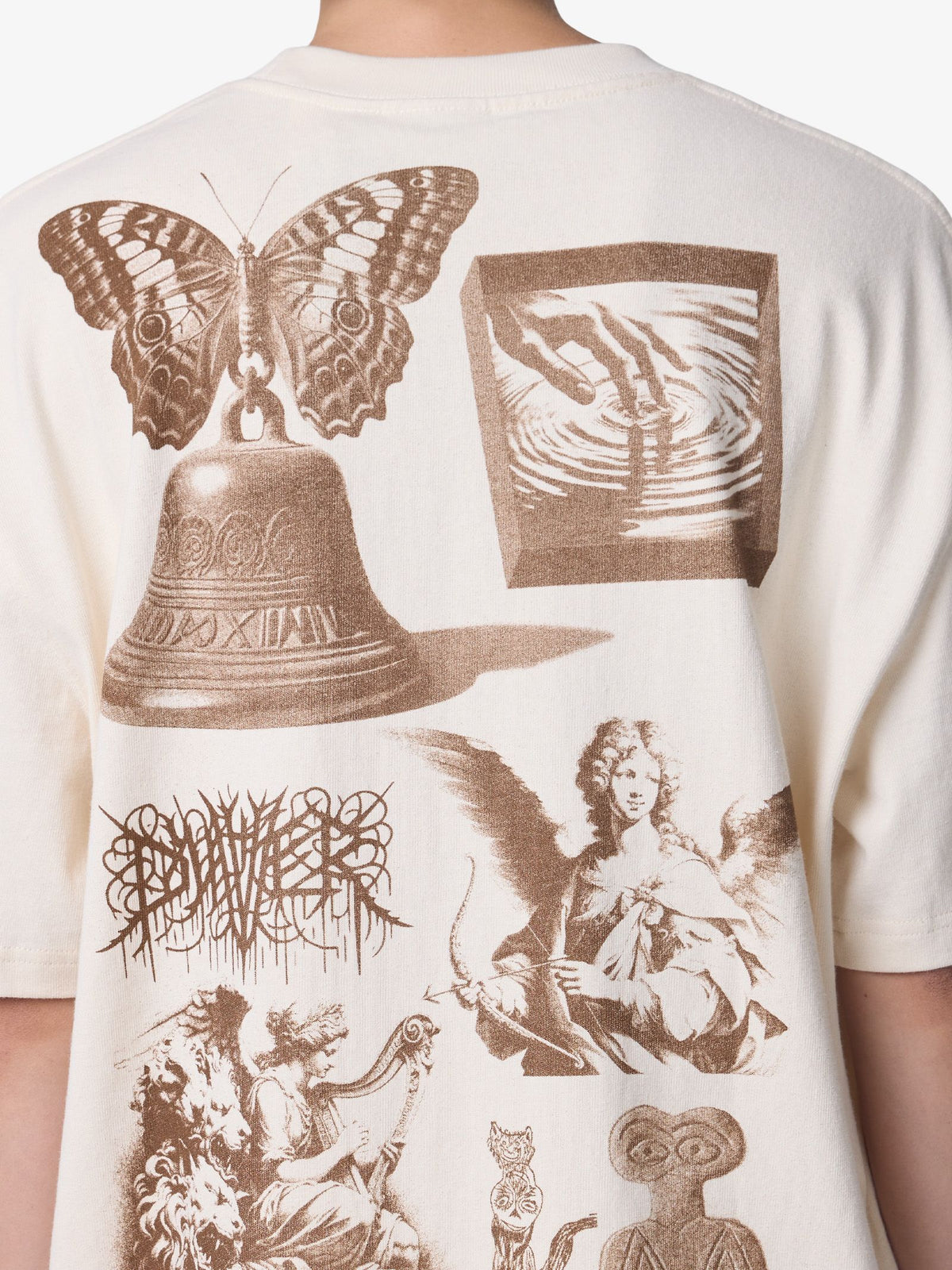 Deus Invocation Tee | Dirty White