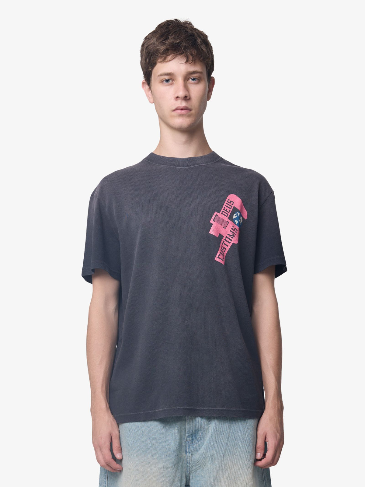 Deus Suffer The Surf Tee | Anthracite