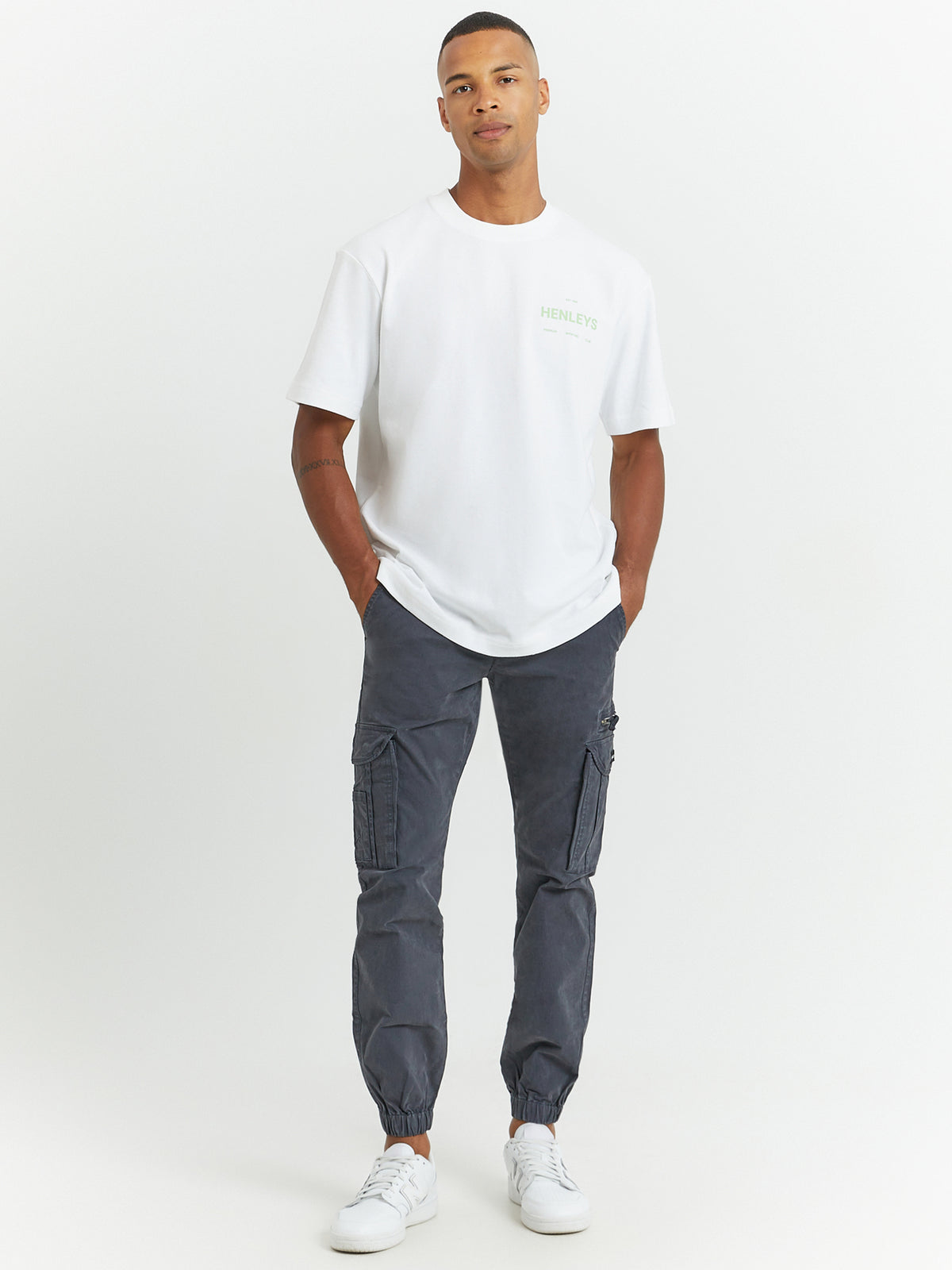 Henleys Eagle Cargo Pants | Navy