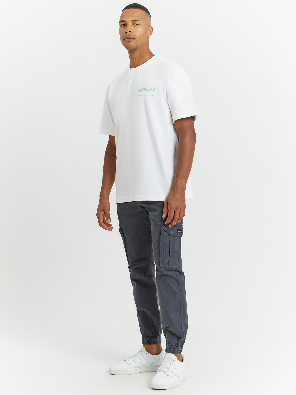 Henleys Eagle Cargo Pants | Navy