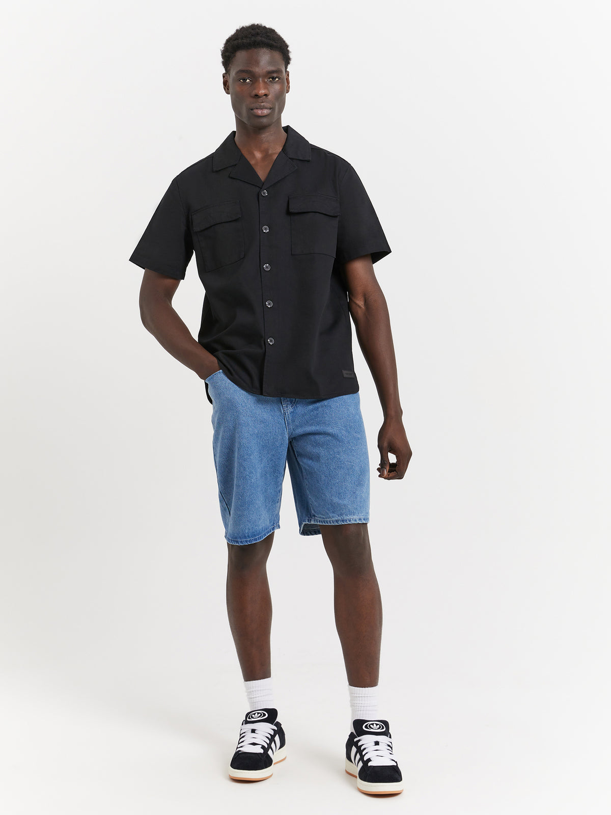 Pacific Short Sleeve Shirt in Black