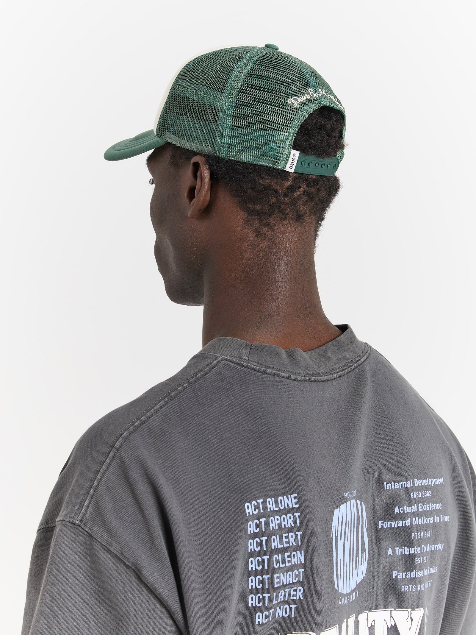 Shop Deus Ex Machina Garment Dyed Shield Trucker Cap In Anthracite Shop Deus Ex Machina Garment Dyed Shield Trucker Cap In Anthracite