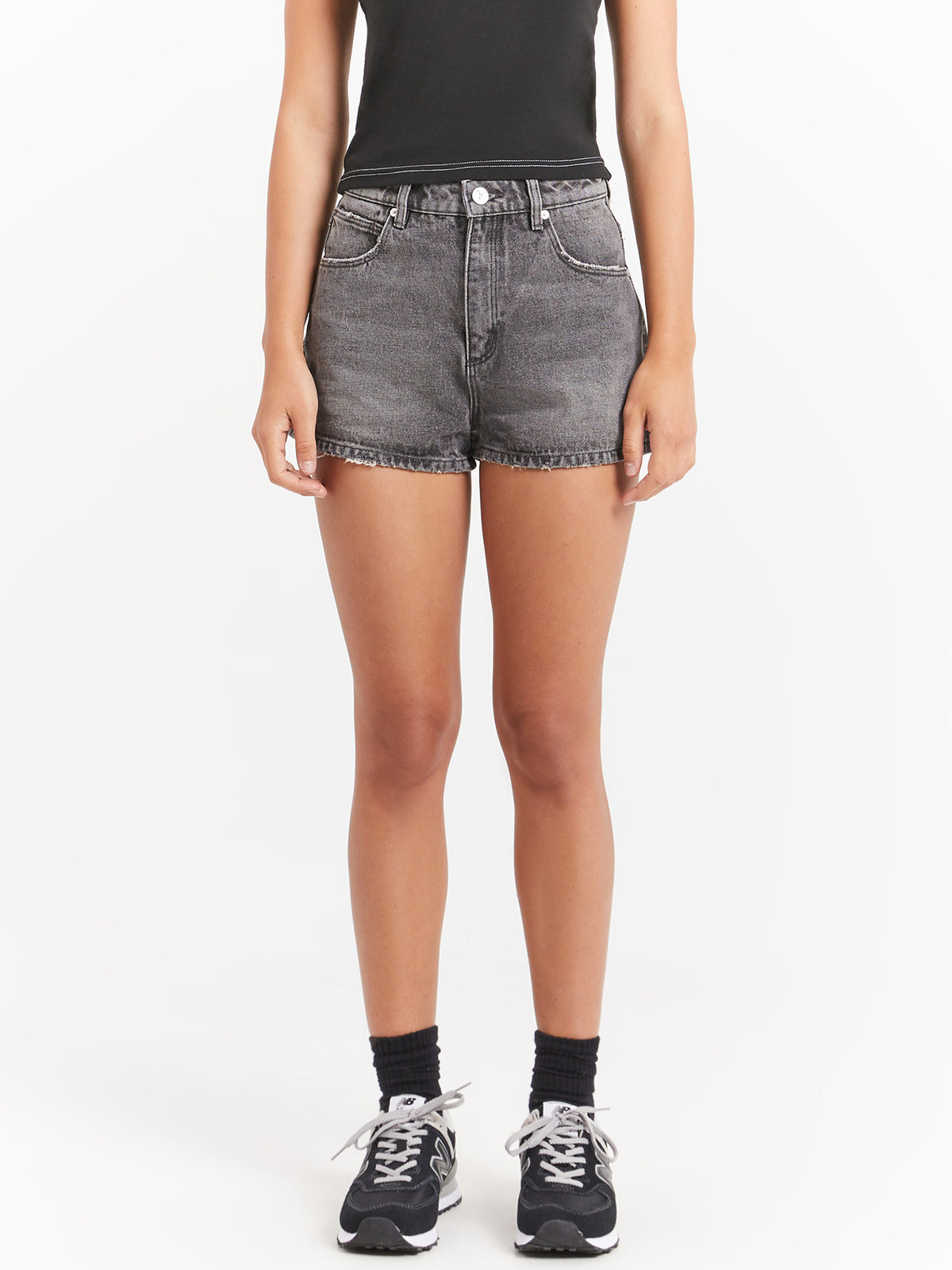 High Relaxed Shorts in Brooklyn Washed Black
