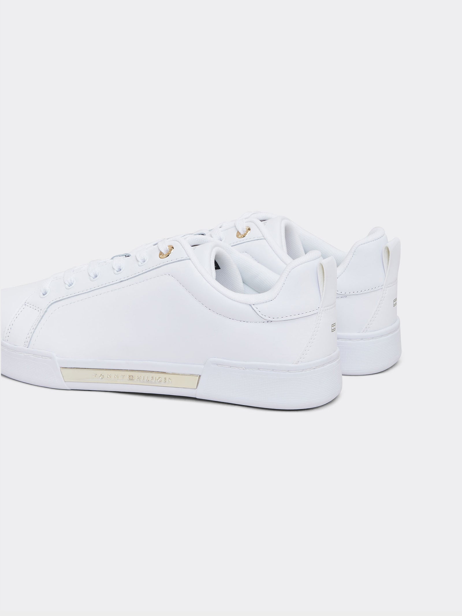 Womens Chique Court Sneakers