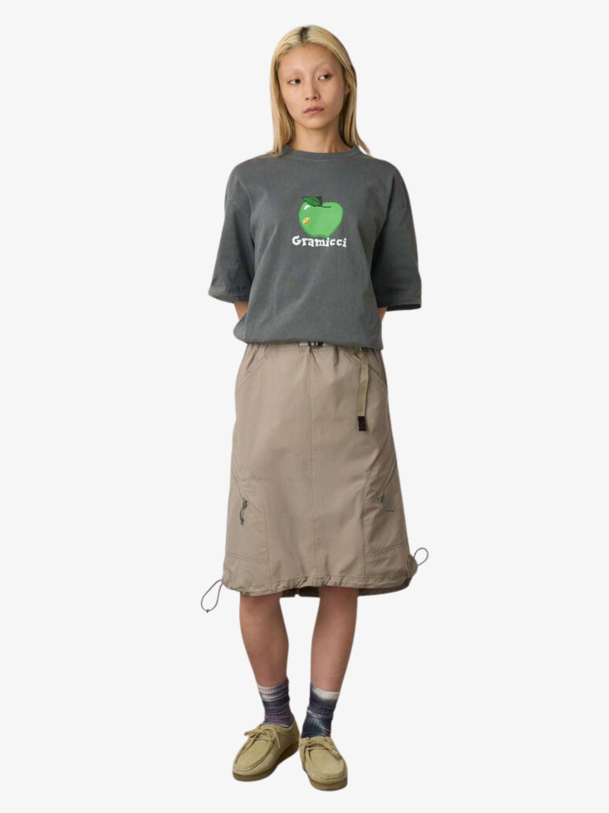 Gramicci Apple Tee | CHARCOAL PIGMENT