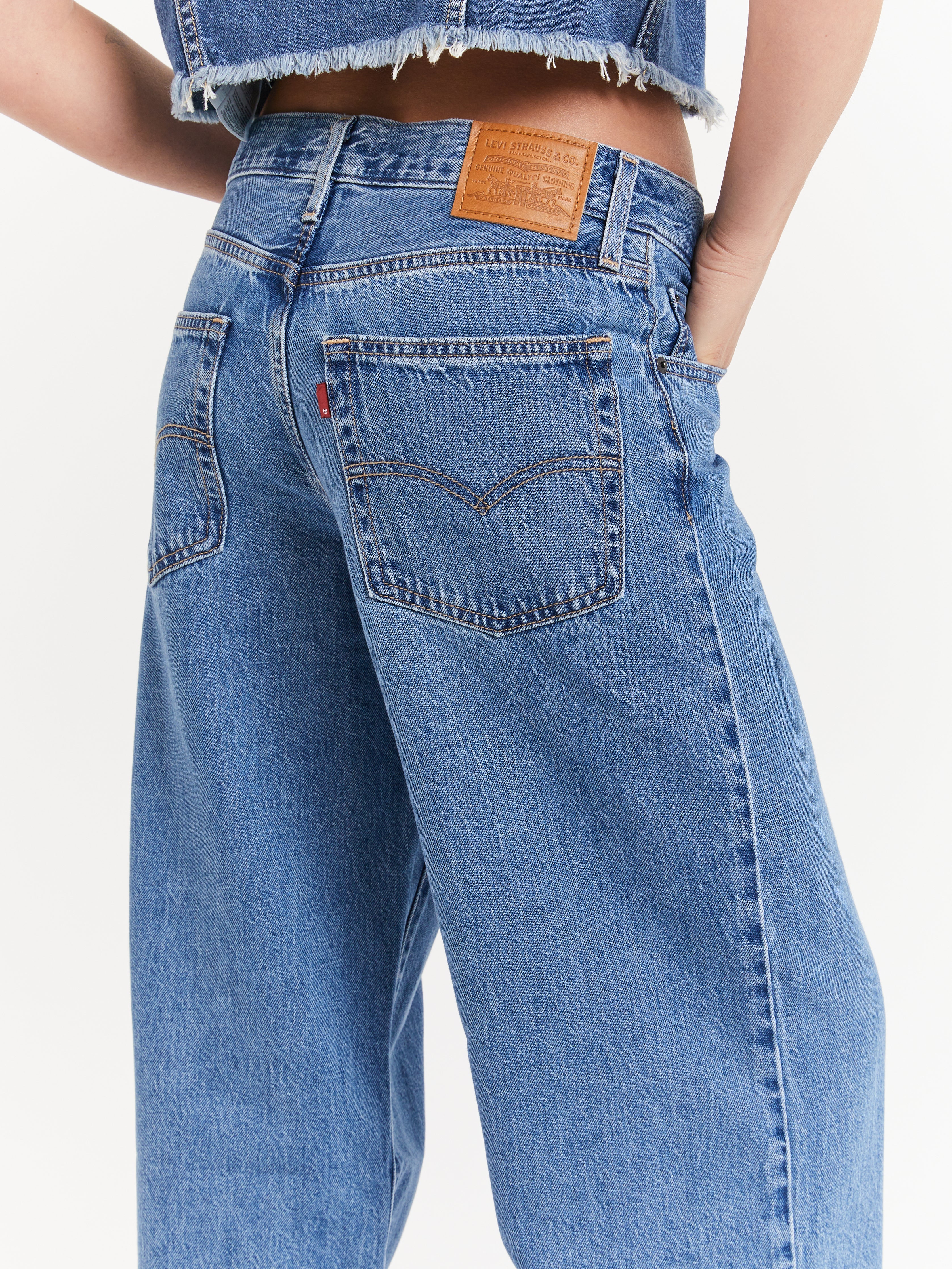 Ribcage Straight Ankle Jeans