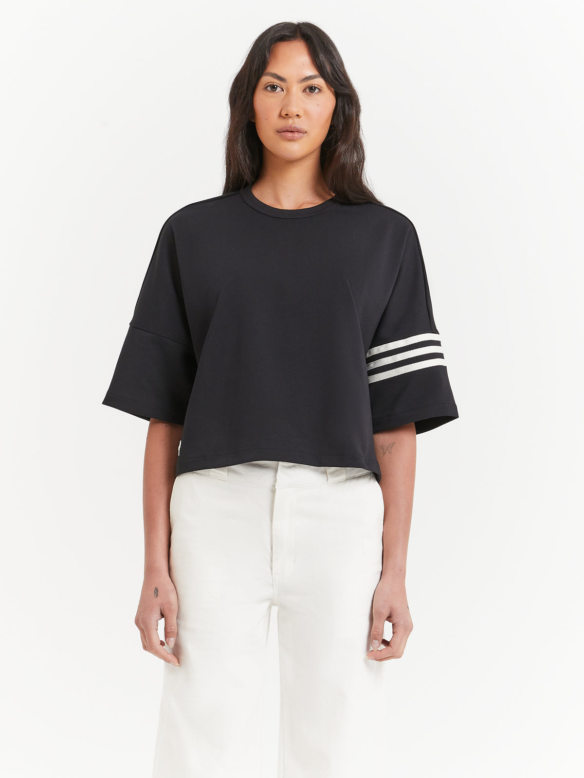 Adidas Adicolor Neuclassics T-Shirt | Black