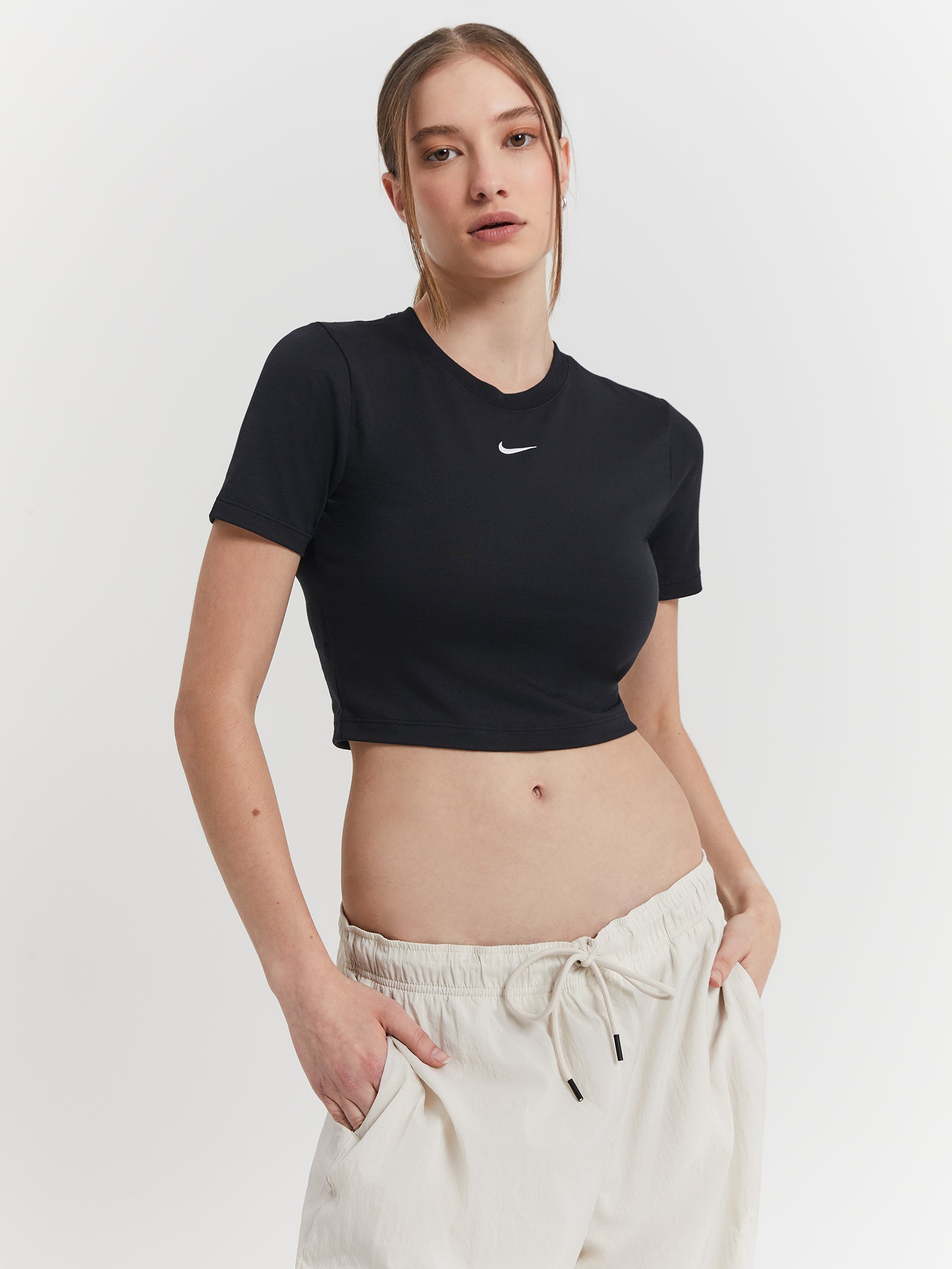 Nike Slim Fit Crop T-Shirt Black/White Glue Store
