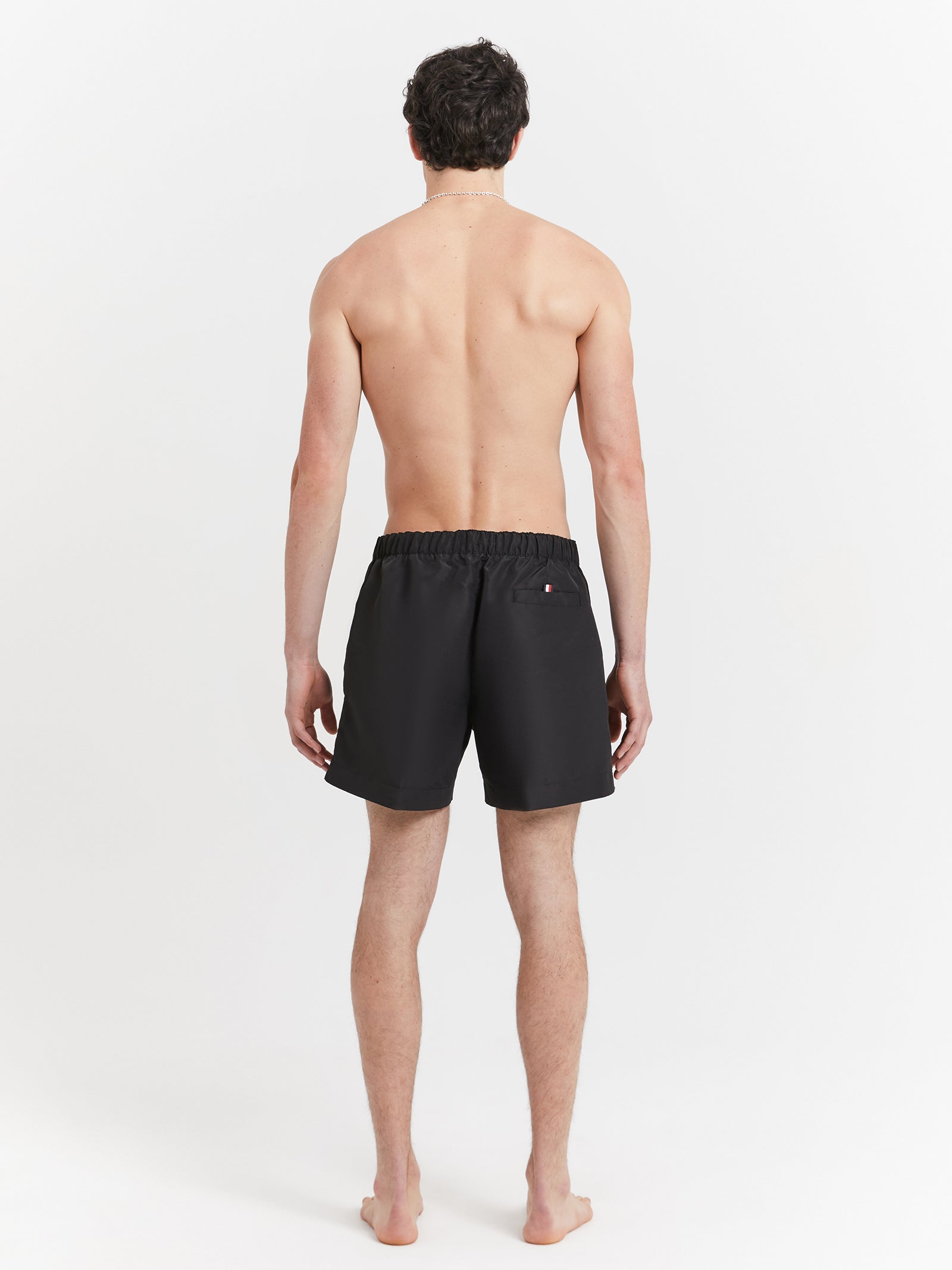 Essentials Medium Drawstring Nos Shorts in Black