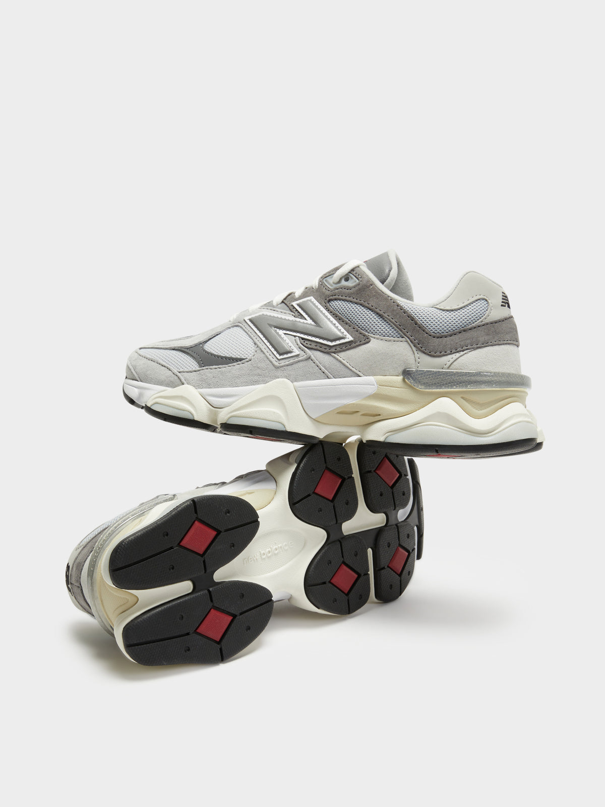 Unisex 9060 Sneakers in Grey