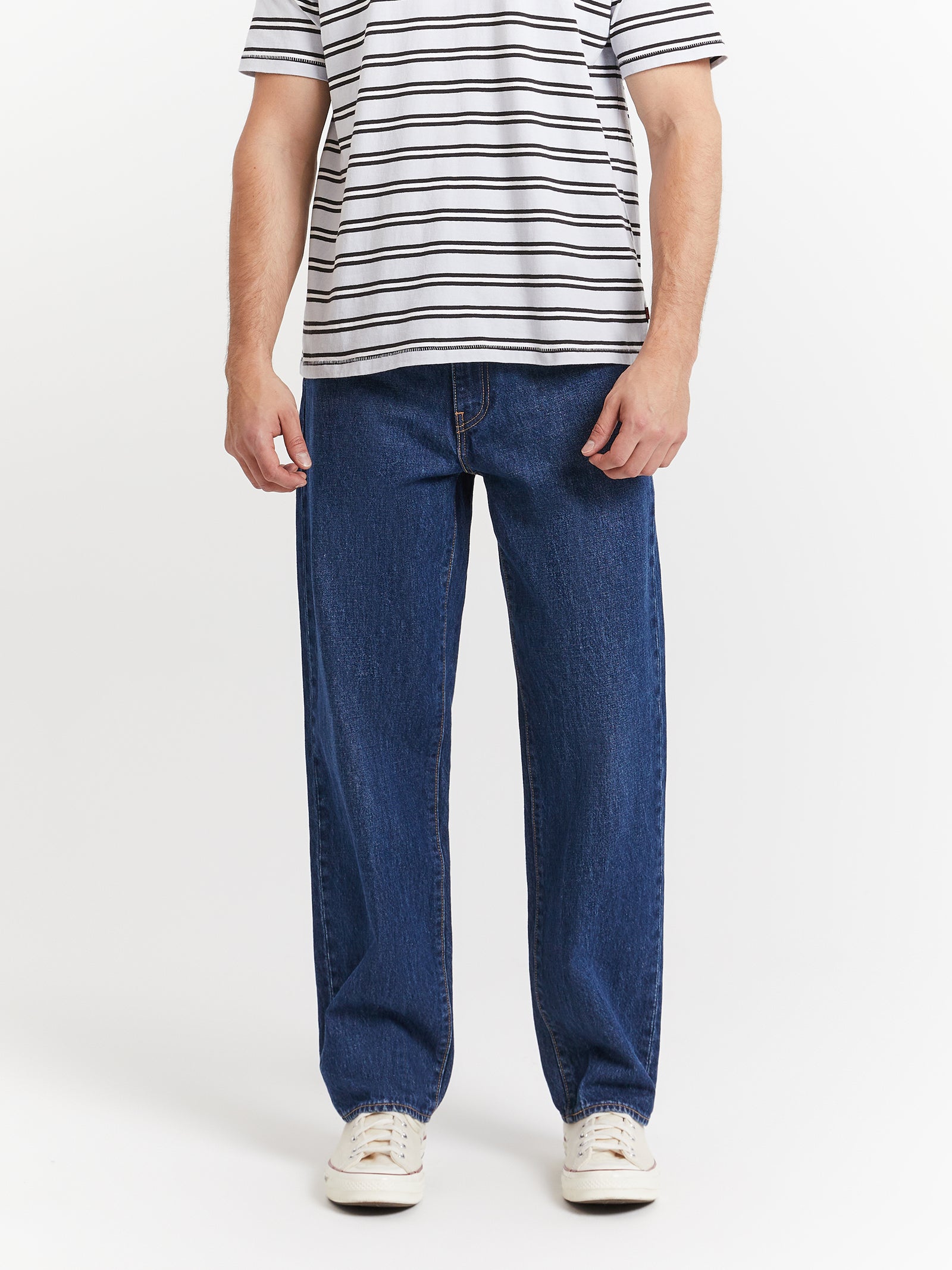 568 Stay Loose Jeans