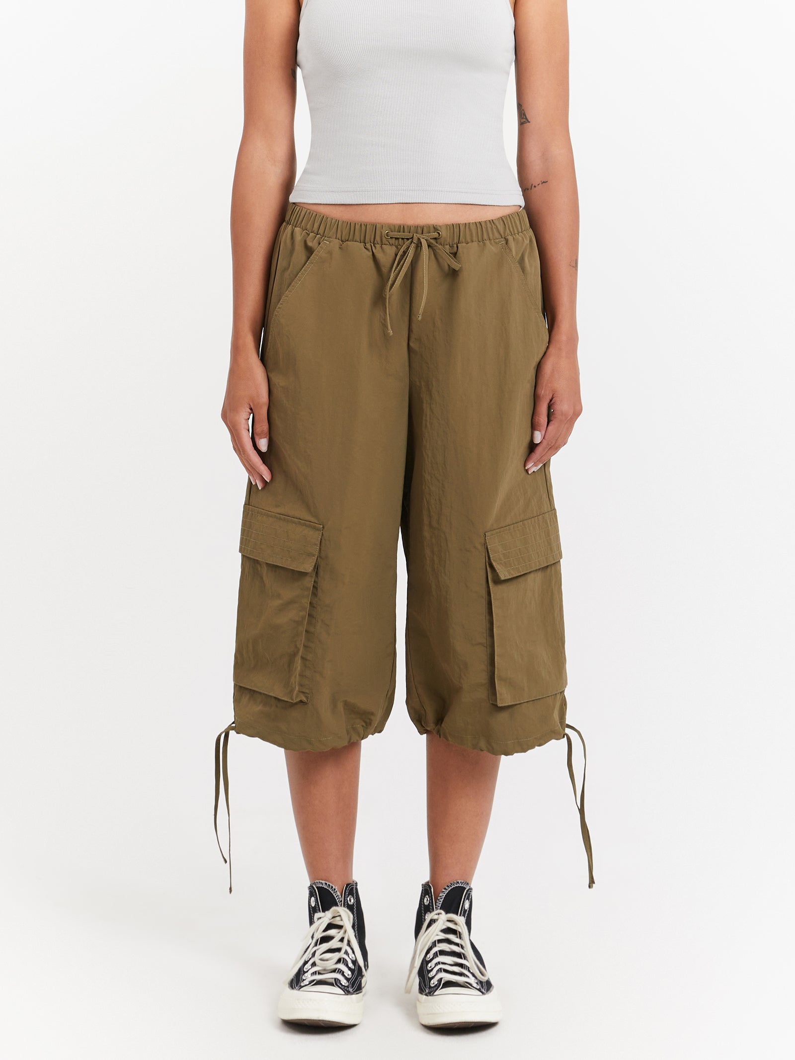 Beyond Her Hudson Parachute Long Shorts Khaki Glue Store