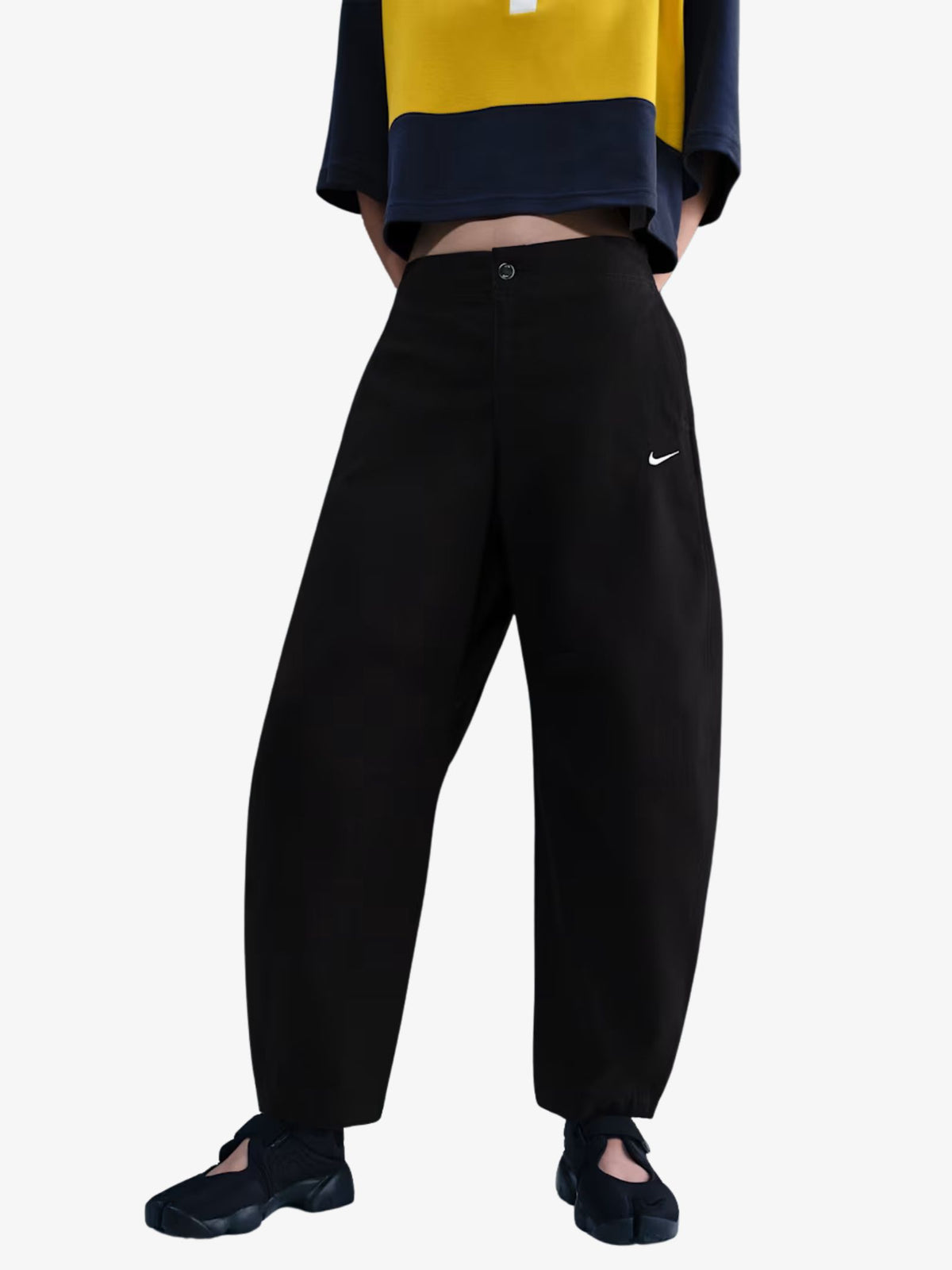 Nike Women’s Nike Sportswear Barrel Pants | Black/Sail