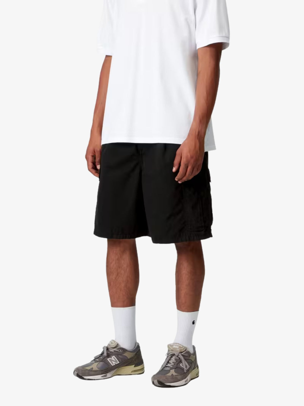 Carhartt Wip Cole Cargo Shorts | Black Garment Dyed