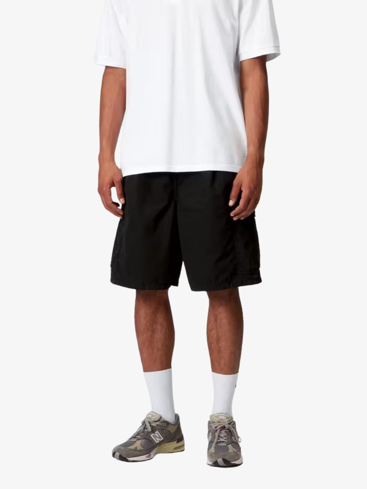 Carhartt Wip Cole Cargo Shorts | Black Garment Dyed