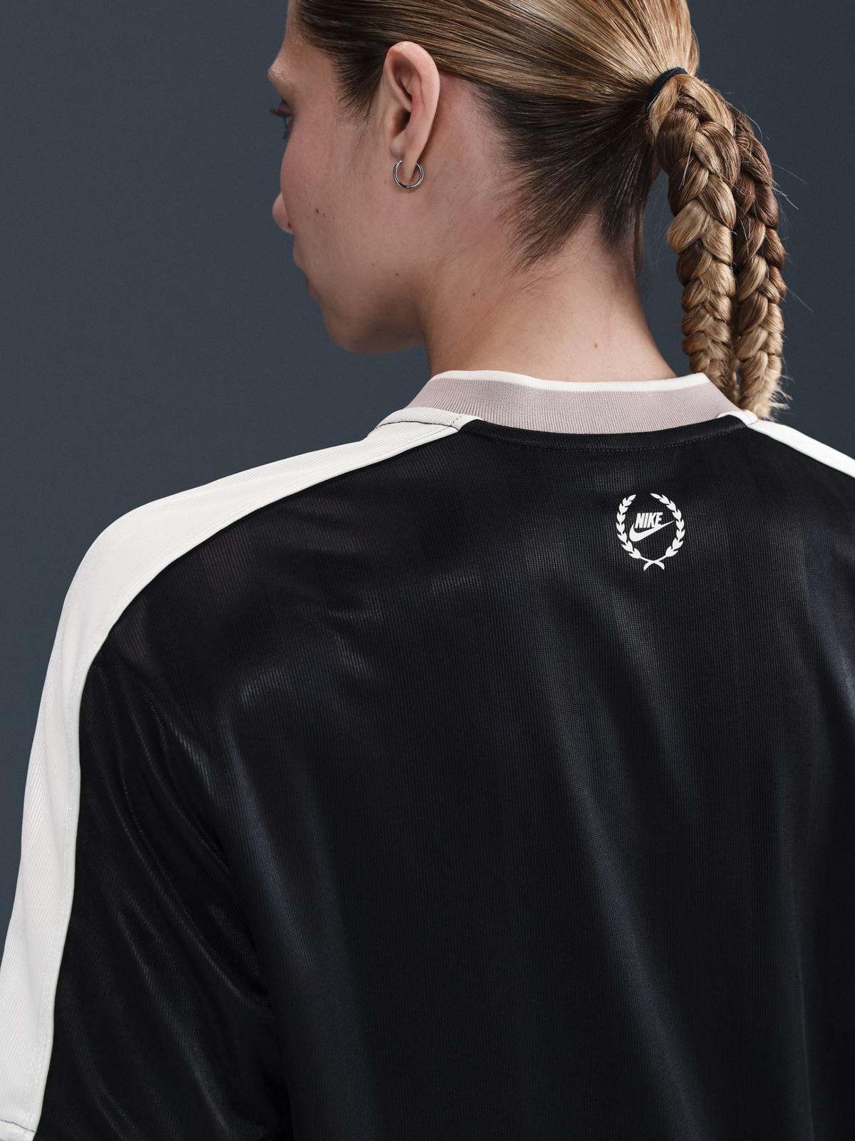 Nike NSW V Neck Jersey | Black/Sail/College Grey/Sail