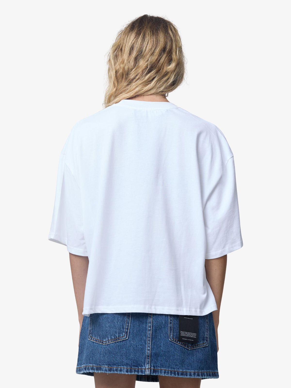 Lioness Bloom Short Sleeve Tee | Moonlight