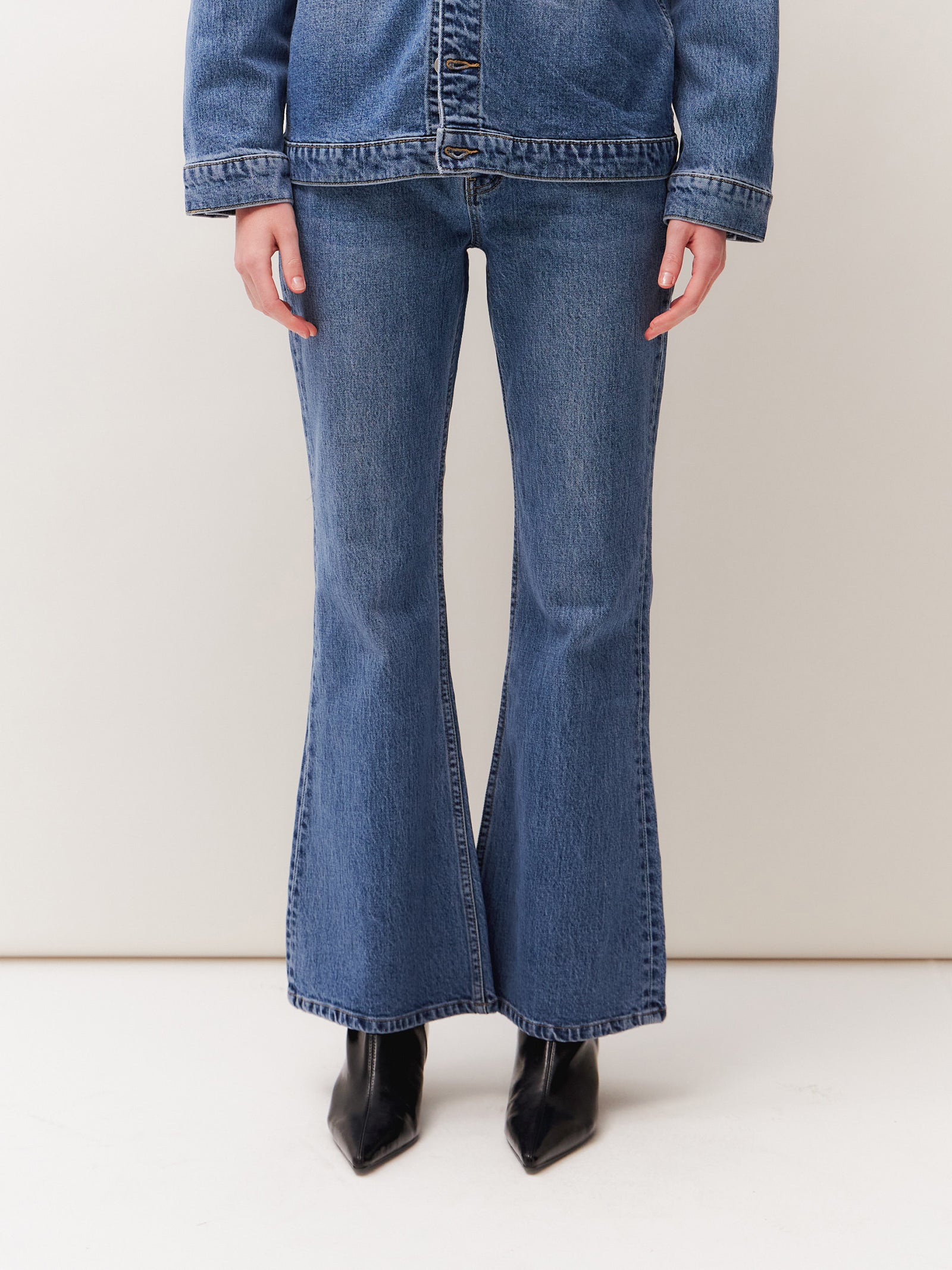 Freja Bootcut Jean