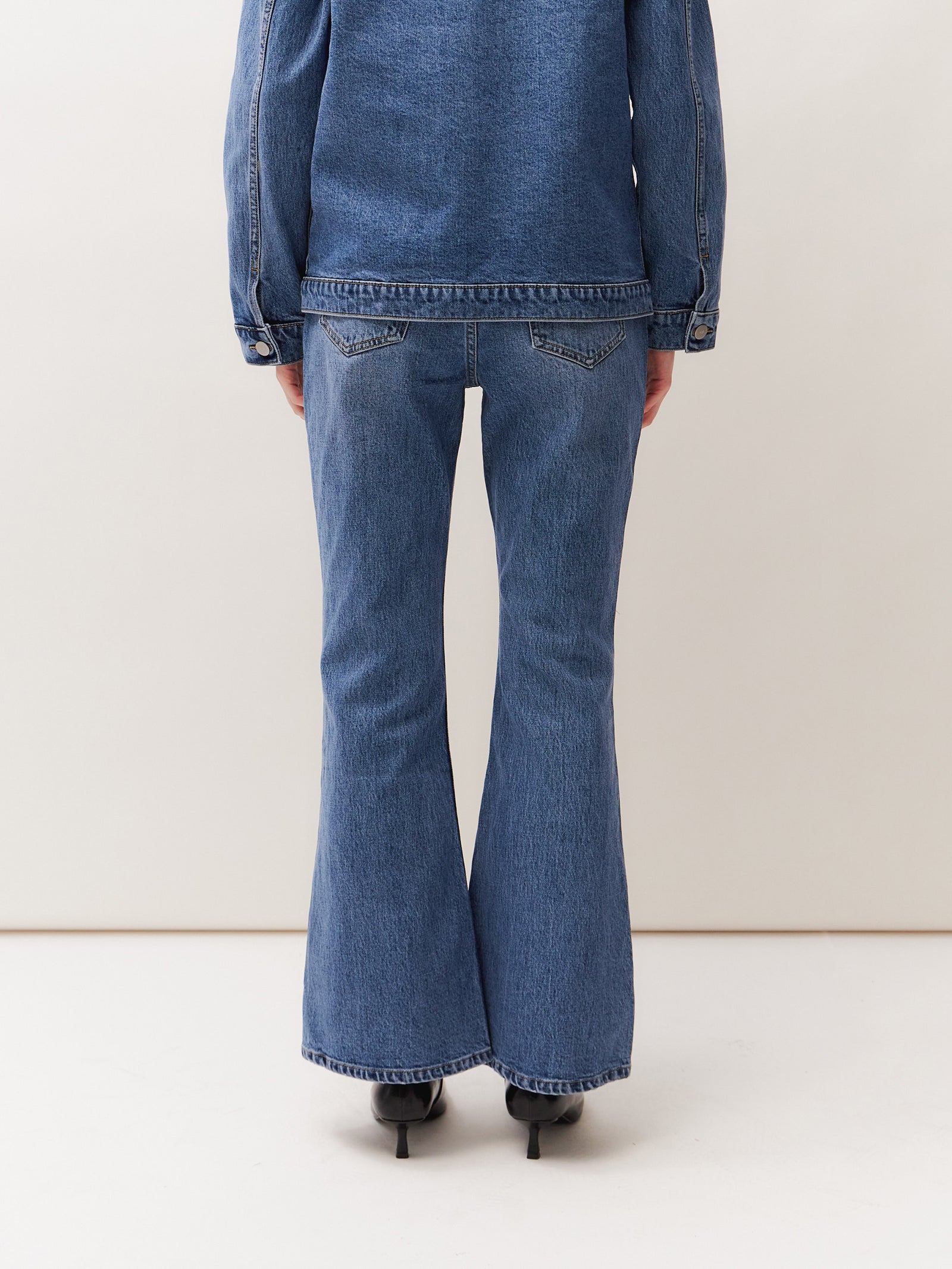 Freja Bootcut Jean