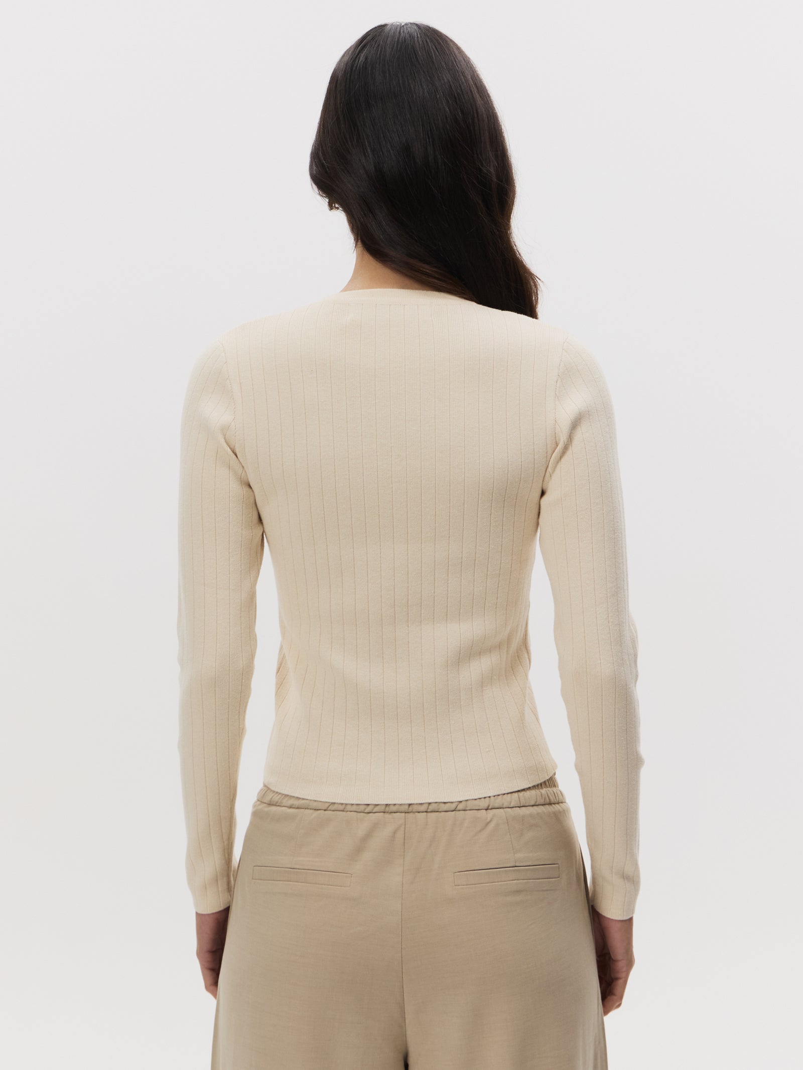 Daria Seam Front Top