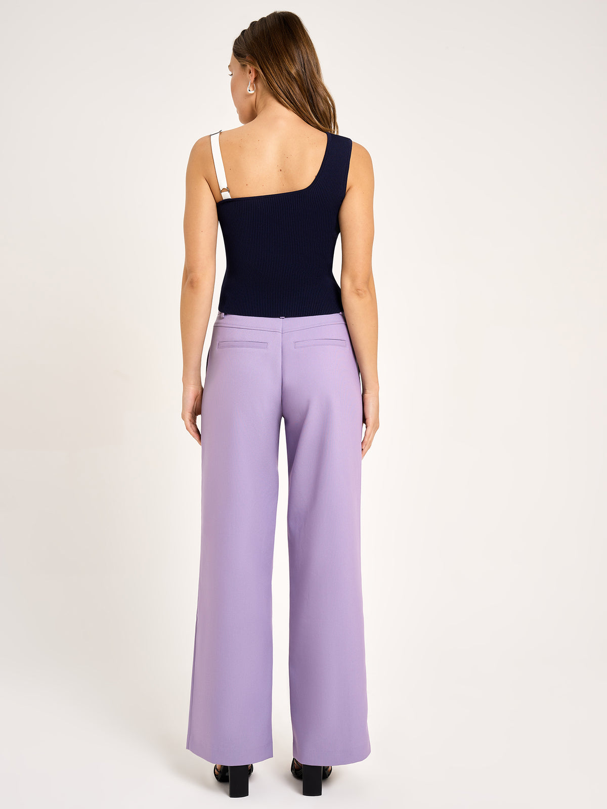 Lulu & Rose Camellia Knit Top | Midnight-Wht