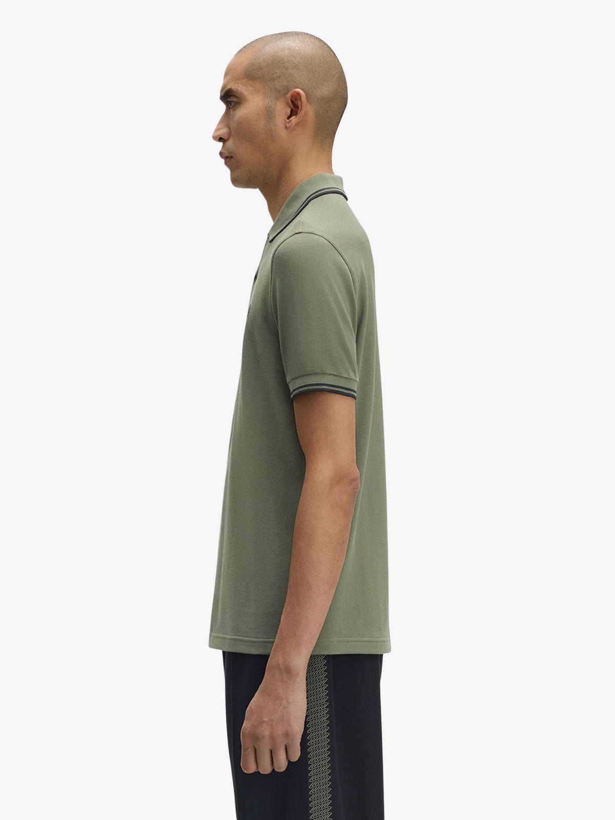 Fred Perry The Twin Tipped Fred Perry Shirt | Laurel Wreath Green