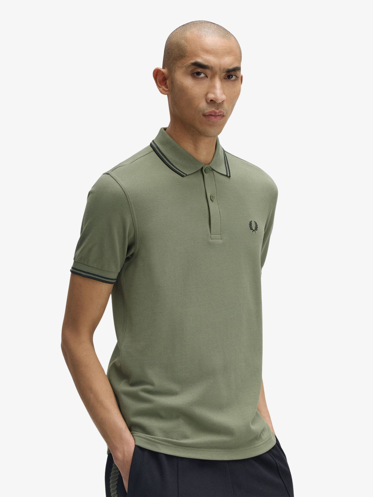 Fred Perry The Twin Tipped Fred Perry Shirt | Laurel Wreath Green