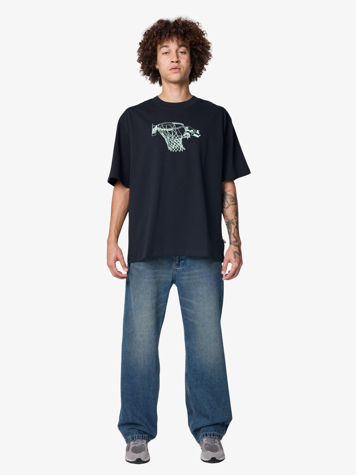 New Balance Hoops Tradition Graphic T-Shirt | Black