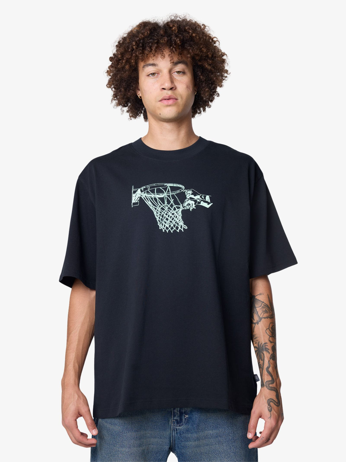 New Balance Hoops Tradition Graphic T-Shirt | Black