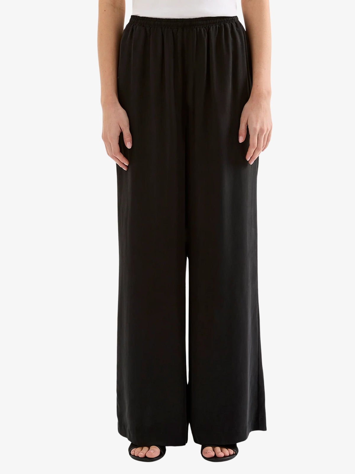 Nude Lucy Dara Cupro Pant | Black