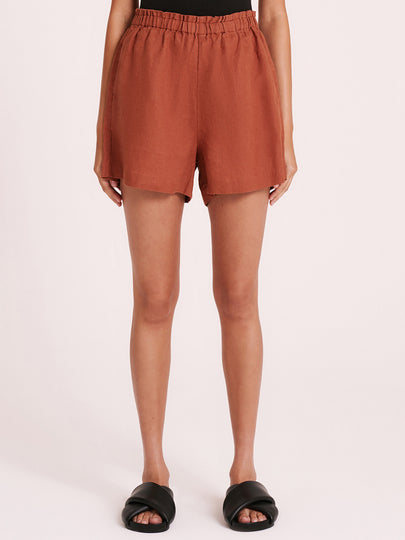 Amani Linen Shorts in Amber