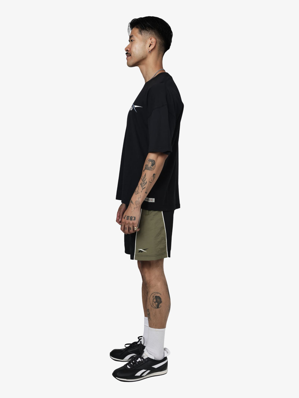 Reebok Vector Box Fit Tee | Black