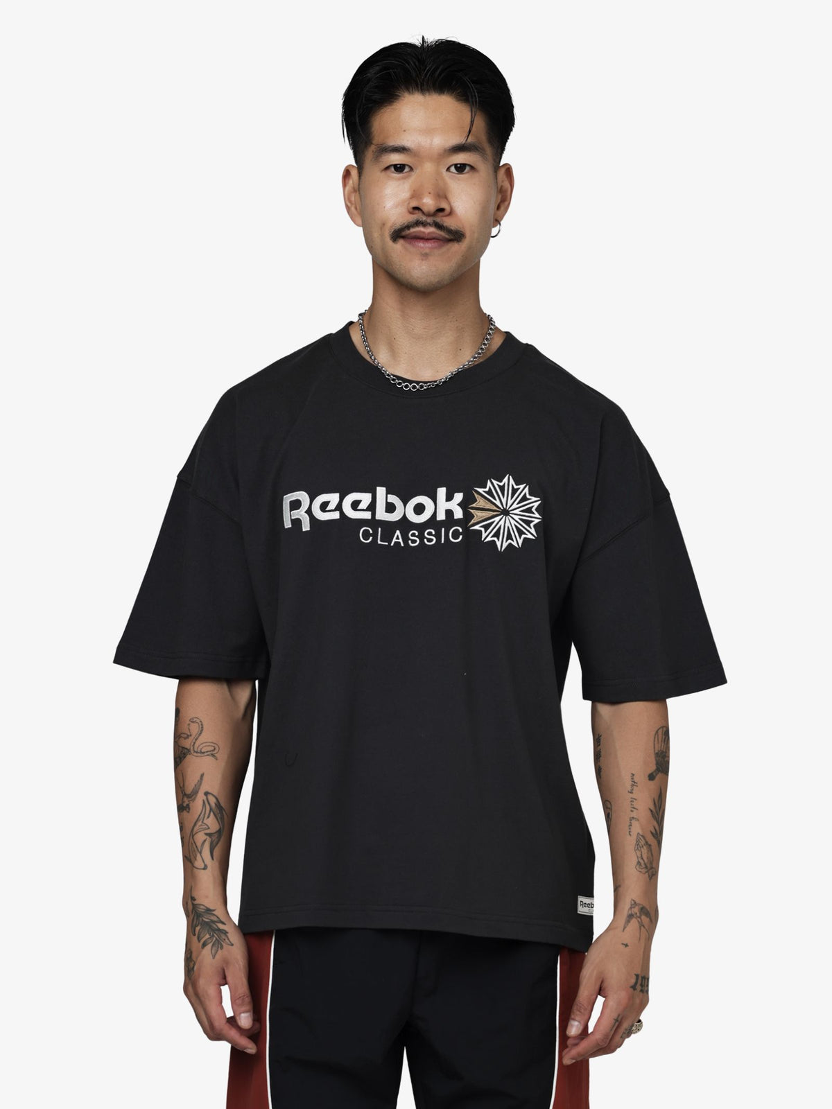 Reebok Classics Box Fit Tee | Almost Black