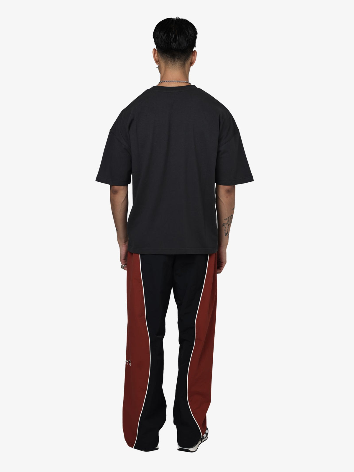 Reebok Classics Box Fit Tee | Almost Black
