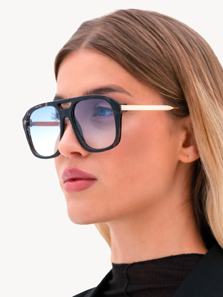 OTRA Reina Sunglasses | Black Tort/Blue Fade