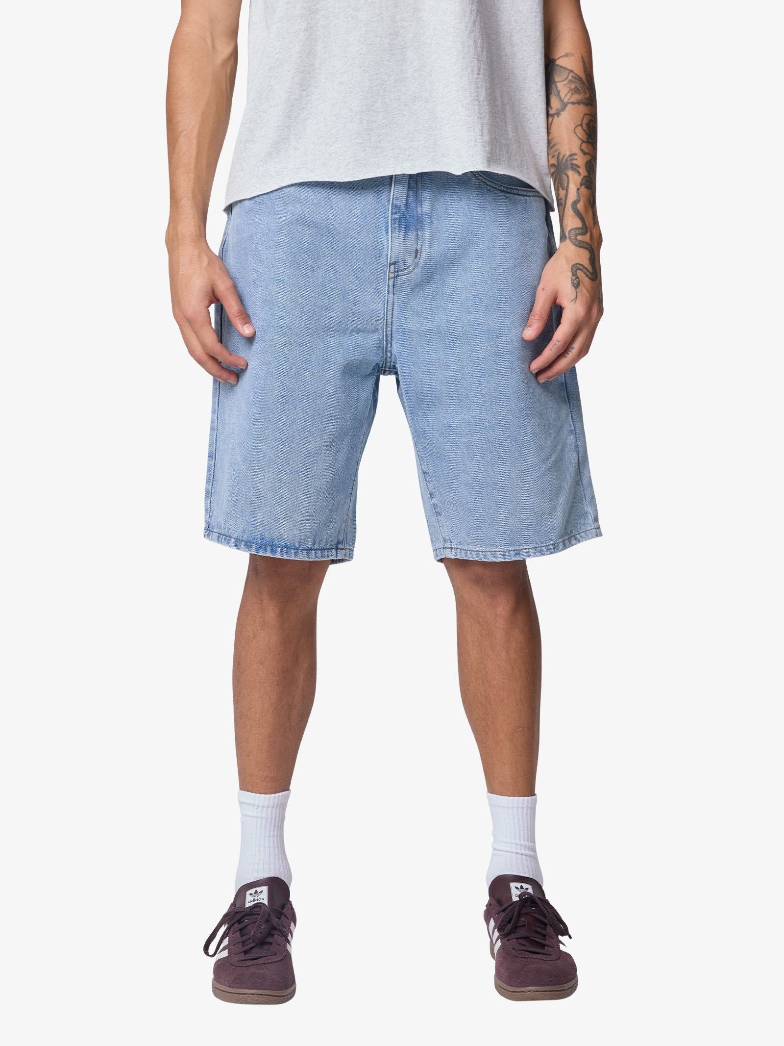 Embroidered 5 Pocket Shorts