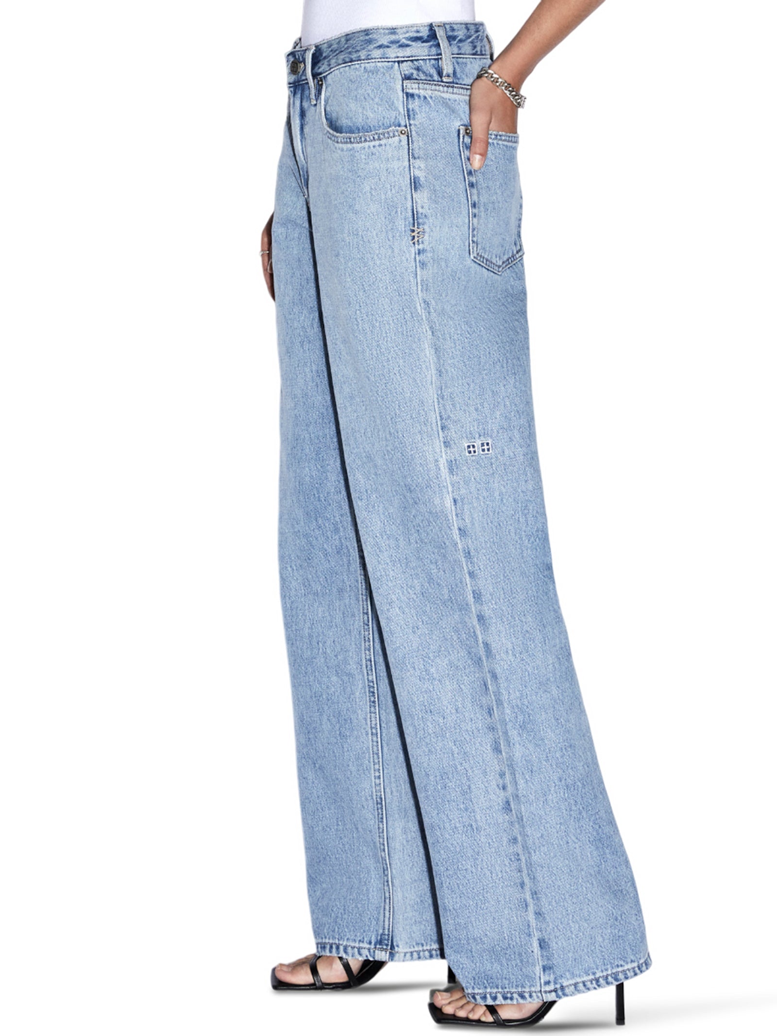 AUTHEN / オーセン SILKNIZED DENIM LOWRISE シルクナイズドデニム ローライズワイドレッグ (women) – AUTHEN ONLINE