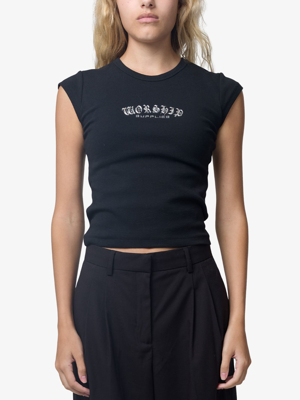 Worship Frequency Cap Sleeve Tee | Black