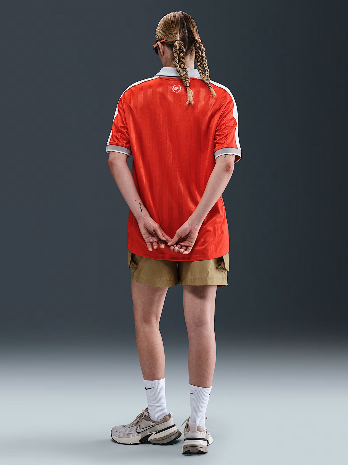 Nike NSW V-Neck Jersey Top | Pcnte Rd/Sl/Mdnt Nvy/Sl