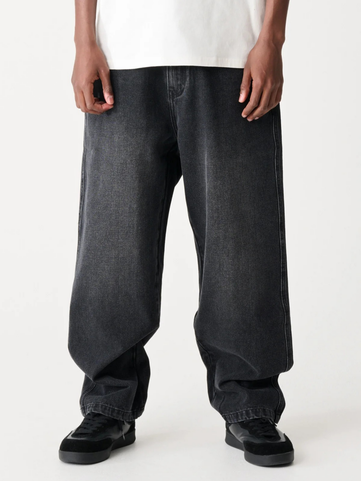 Xlarge Bull Denim 91 Pant | Worn Black